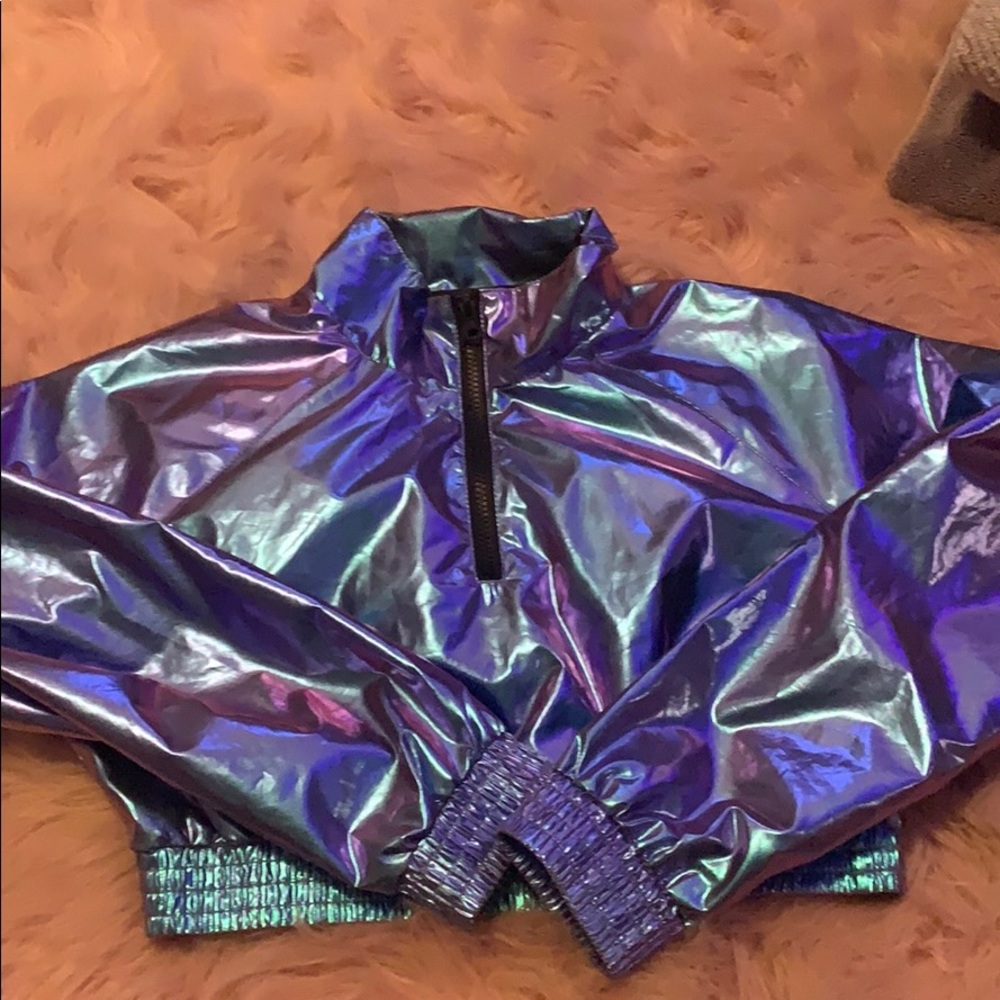 Wind breaker